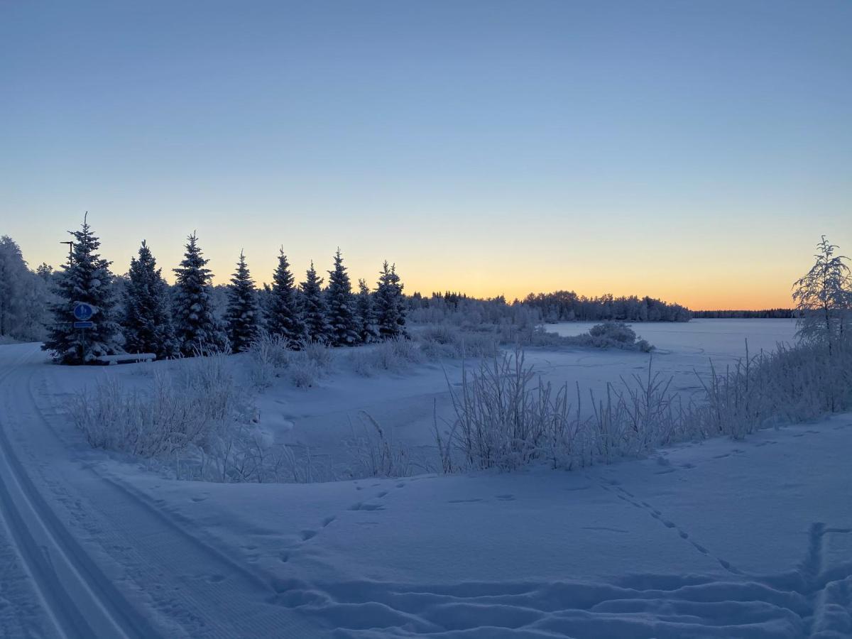 Hotelli Kultainen Joutsen Kuusamo Kültér fotó